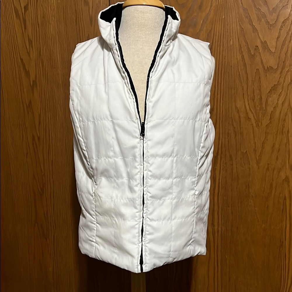 Jones New York Sport Quilted Reversible Vest